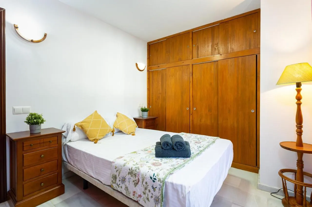 Holidays2Malaga Montesa 700M From The Beach Rooftop Terrace Apartment Malaga