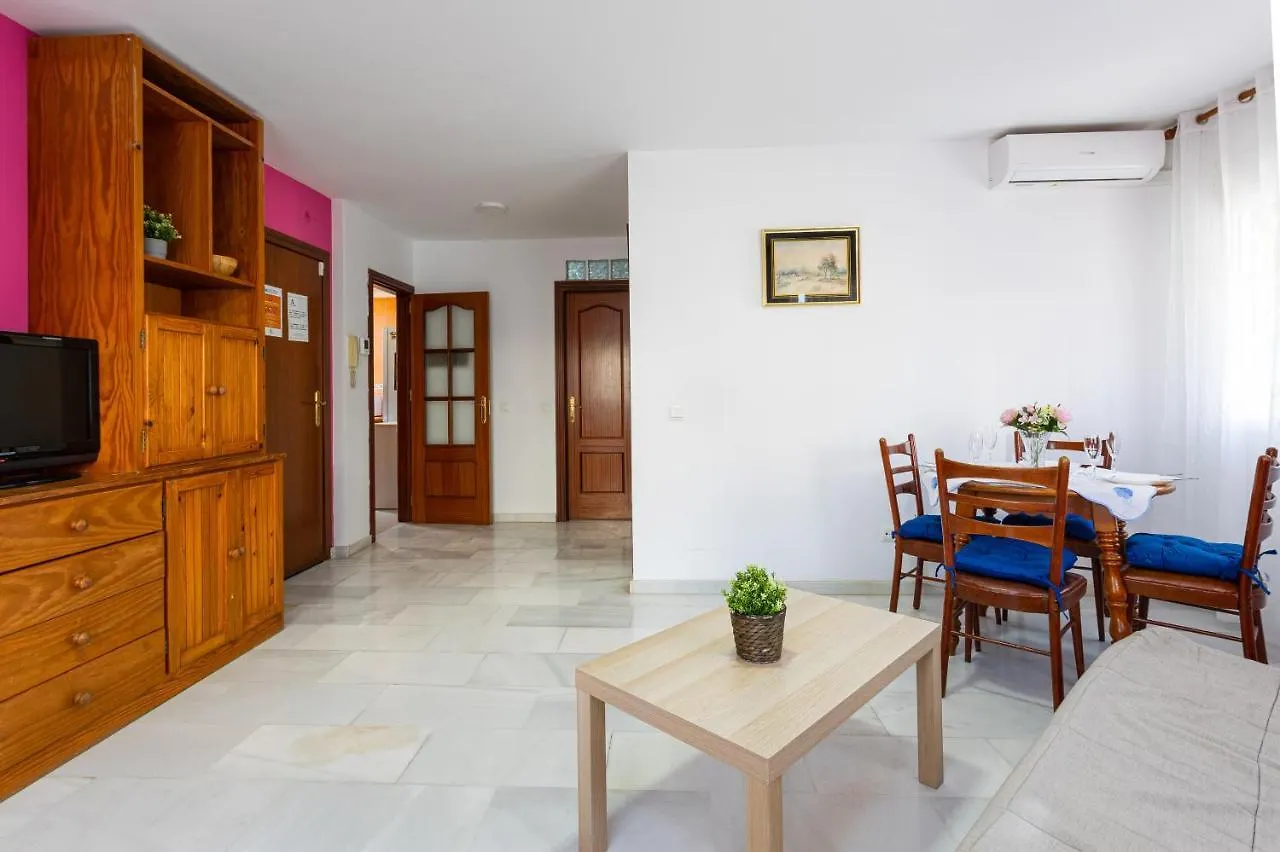 Appartement Holidays2Malaga Montesa 700M From The Beach Rooftop Terrace