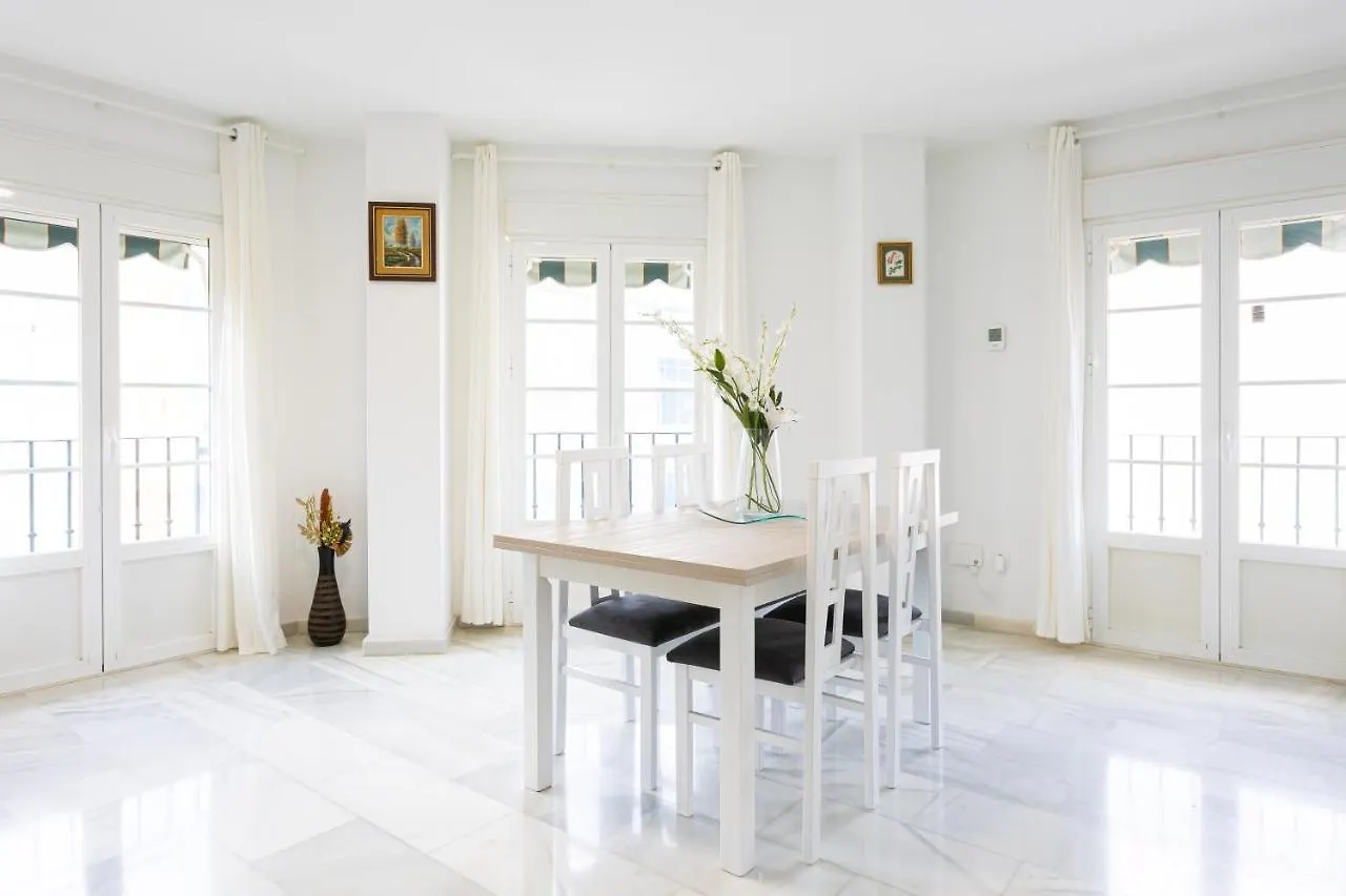 Appartement Holidays2Malaga Montesa 700M From The Beach Rooftop Terrace