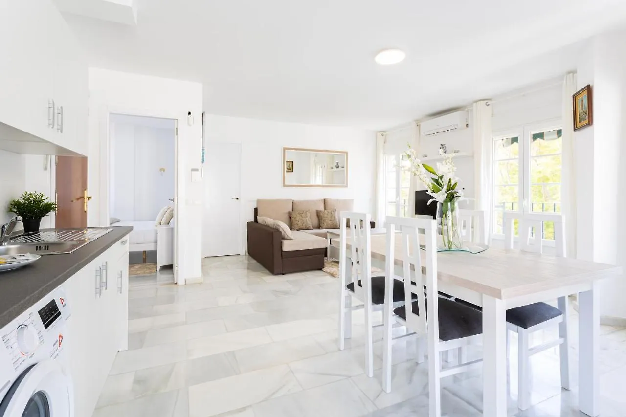 Appartement Holidays2Malaga Montesa 700M From The Beach Rooftop Terrace
